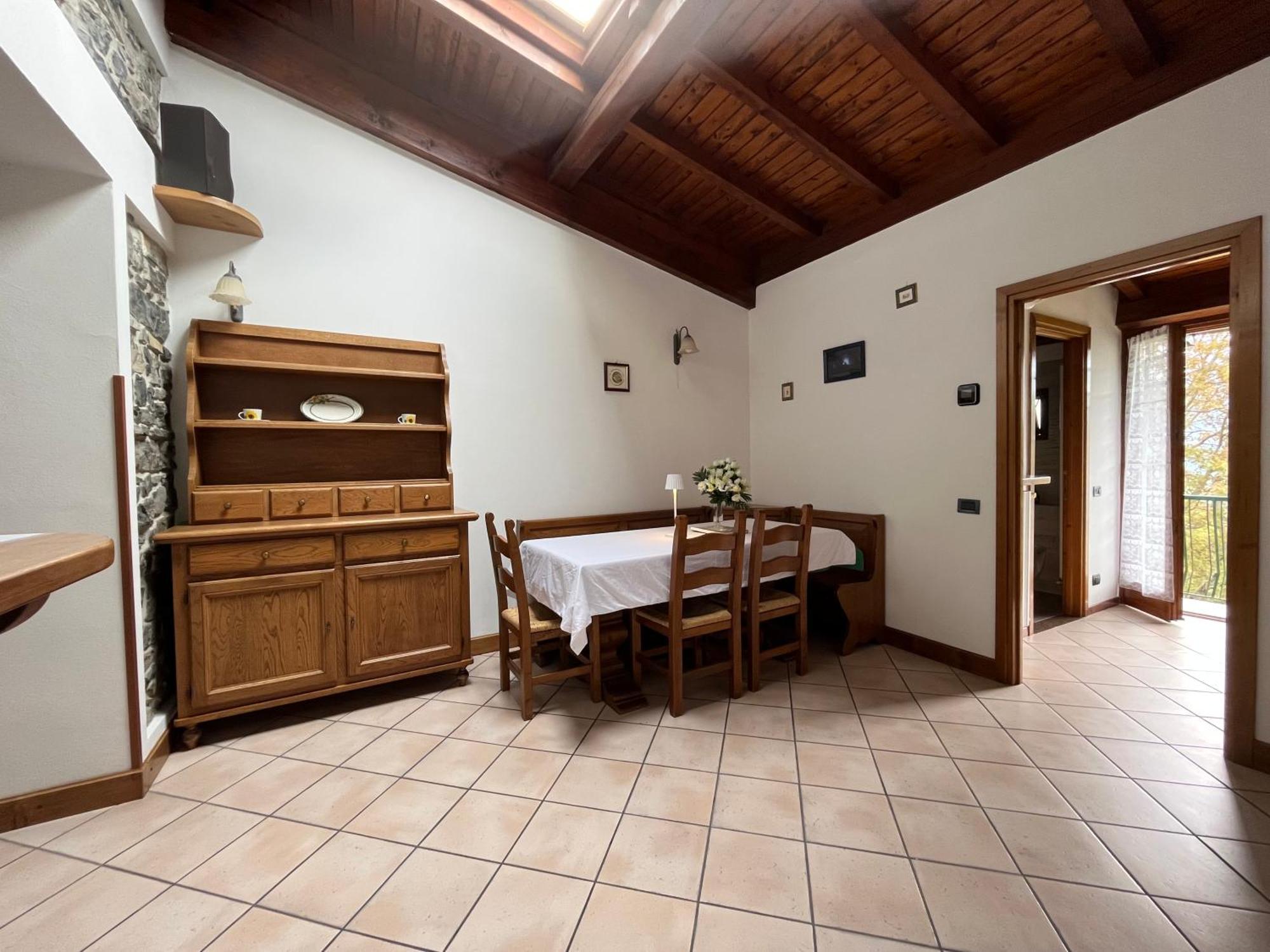 Appartamento Rita Asso Bagian luar foto